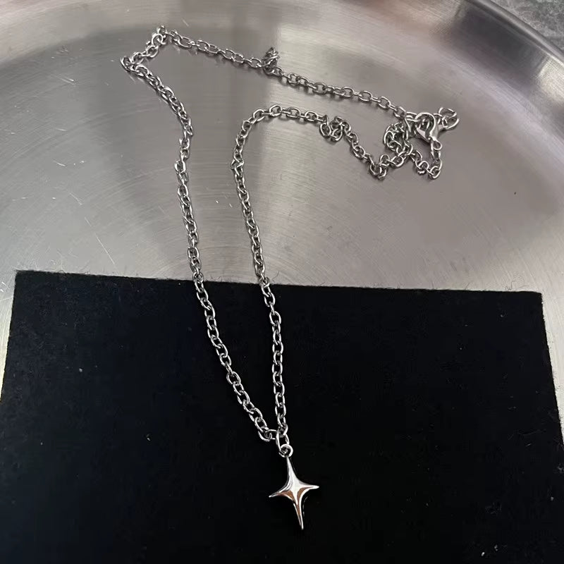 Y2K Flail Fire Heart Teeth Pendant Necklace for Women Men Charm Necklace Grunge Punk Fashion Jewelry 