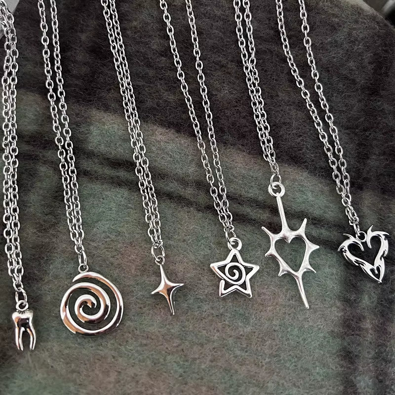 Y2K Flail Fire Heart Teeth Pendant Necklace for Women Men Charm Necklace Grunge Punk Fashion Jewelry 